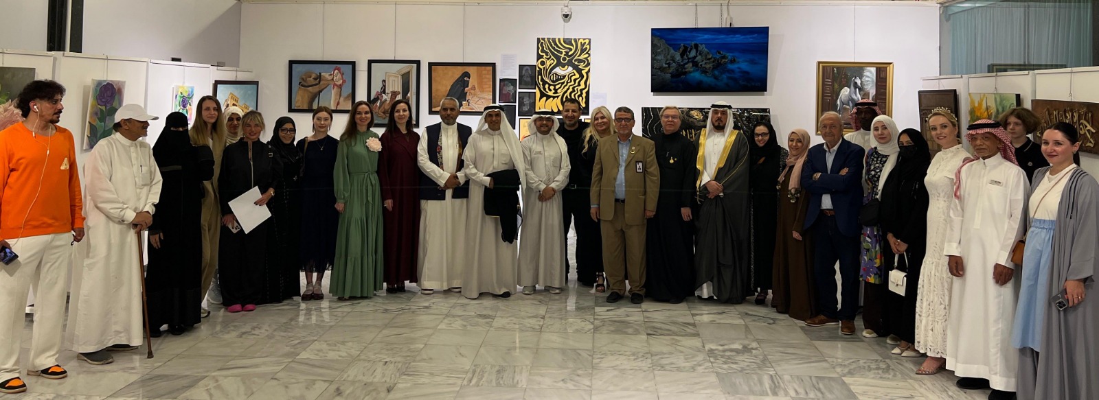  معرض صدى الفن بجدة.. أصوات من العالم